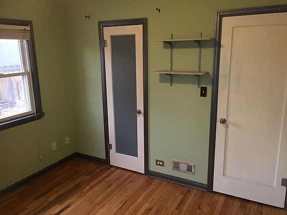 4th image of 4265 S Delaware St