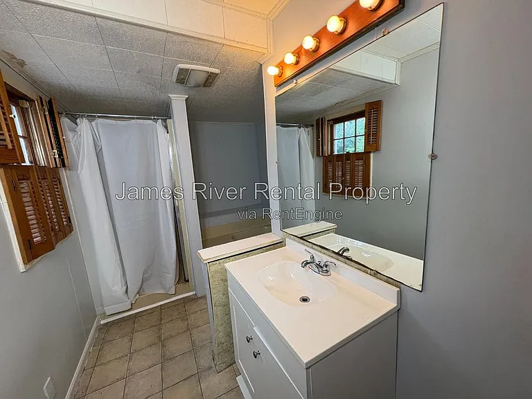 1312 Laurel Ln — Photo 14