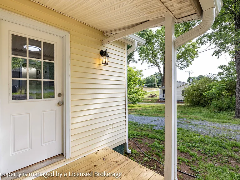 20445 Saint Martin Rd — Photo 29