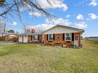 1849 Old Springfield Rd, New Holland, OH 43145