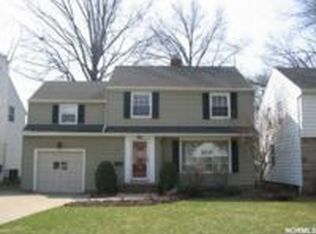 5574 Dorset Rd, Lyndhurst, OH 44124