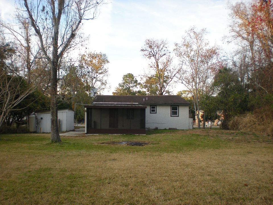 2nd image of 25260 Celestial St