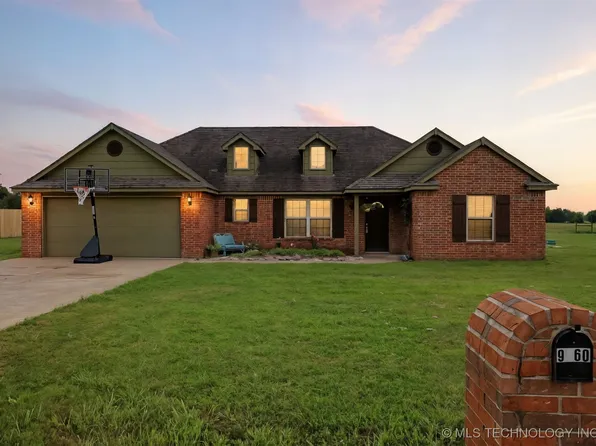9860 Tall Pine Ln, Claremore, OK 74017