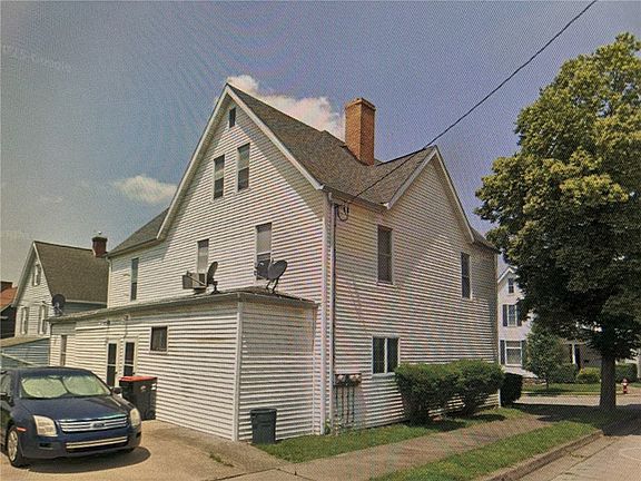 4th image of 625 Spring St