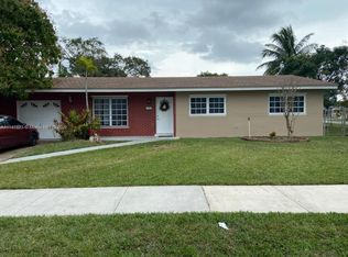 15961 SW 104th Ave, Miami, FL 33157