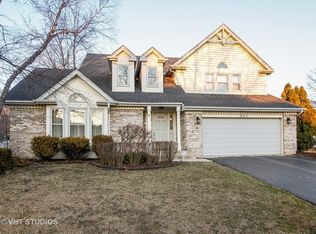 944 Elm St, Naperville, IL 60540