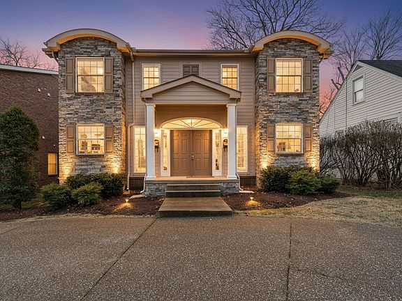 3rd image of 2615A Belcourt Ave #A
