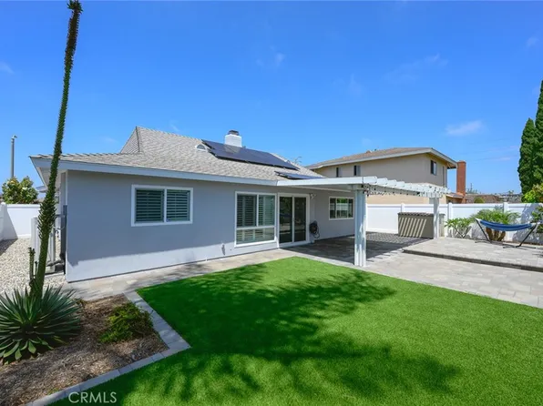 9952 Effingham Dr, Huntington Beach, CA 92646
