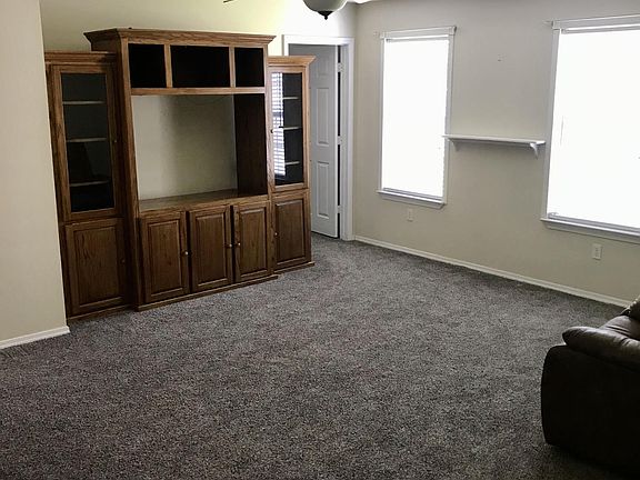 4th image of 11053 Noll Dr