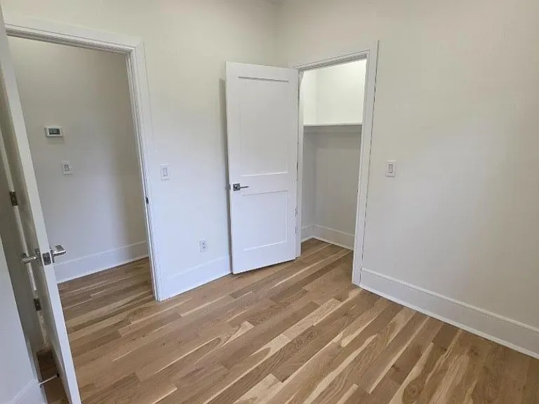 1453 Morris Ave #LEFT — Photo 29