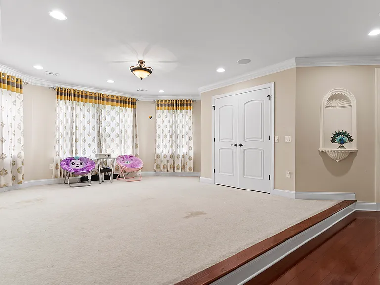 5040 Pellingham Cir — Photo 47