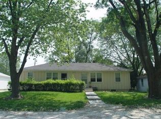 1316 Alms Ave, Champaign, IL 61820