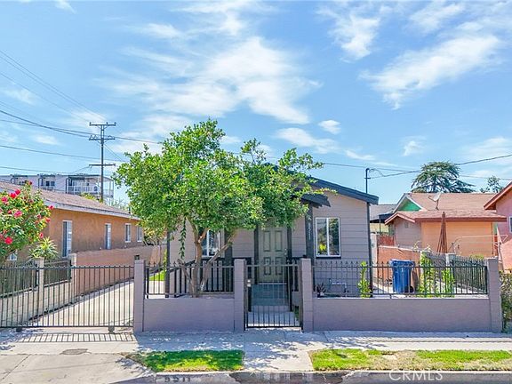 3rd image of 8511 Maie Ave
