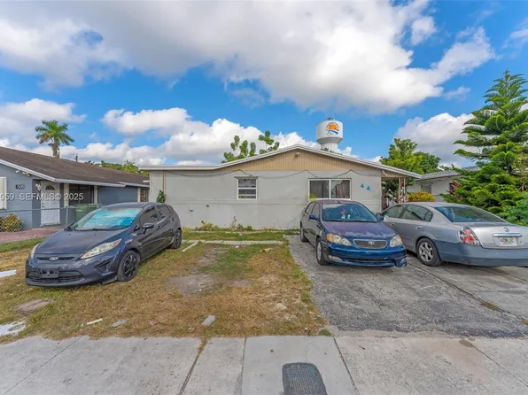445 NW 8th St, Homestead, FL 33030