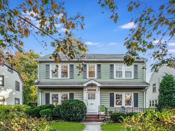 34 Ashton Road, Yonkers, NY 10705