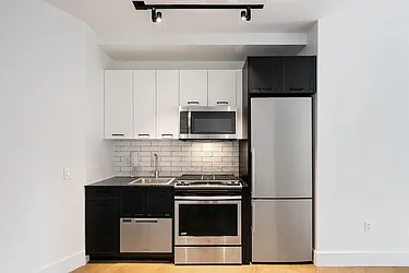 Rented by Pinnacle City Living