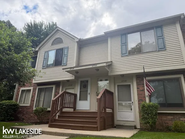 27722 Harrison Woods Ln, Harrison Township, MI 48045