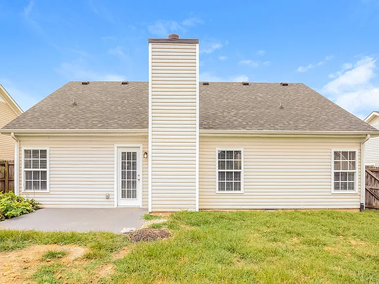 3012 Deer Trail Dr — Photo 16