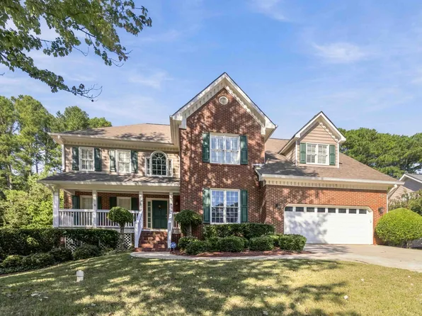616 Coopers Pond Dr, Lawrenceville, GA 30044