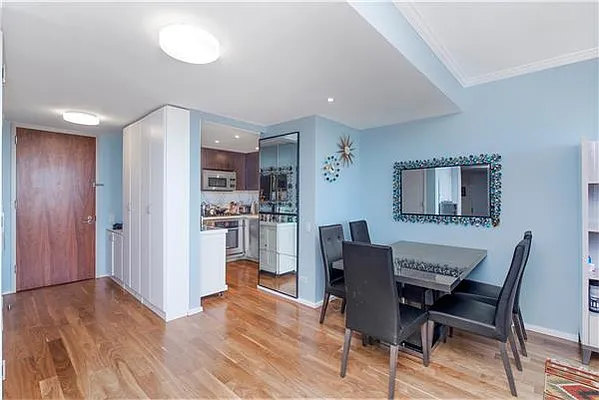 Rented by Mazzeo Real Estate | media 14