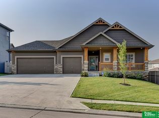 16869 Portal St, Omaha, NE 68136