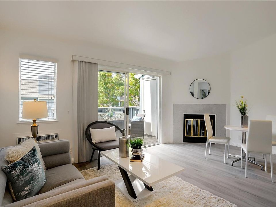 1st image of 1507 Four Oaks Cir