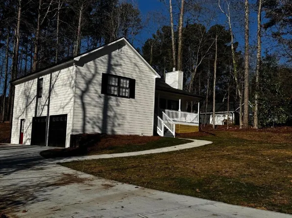 4687 Hilltop Dr NW, Acworth, GA 30101