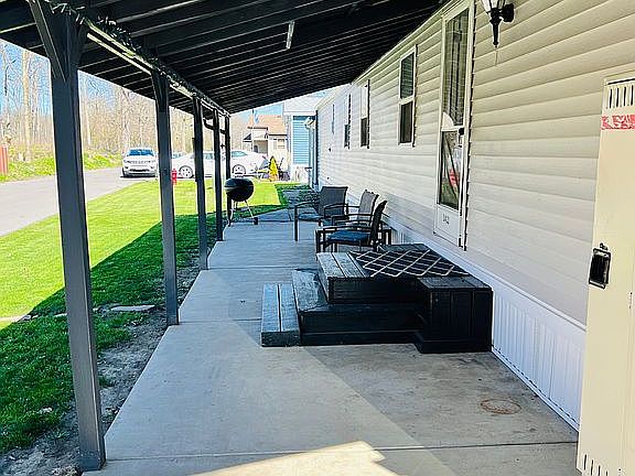 2nd image of 1411 Elderberry Pl