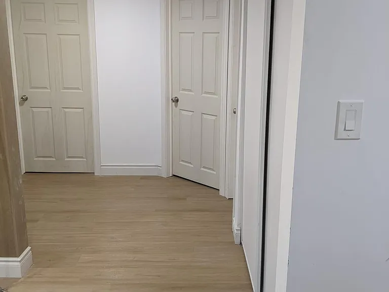 34 Ravenscroft Rd — Photo 12