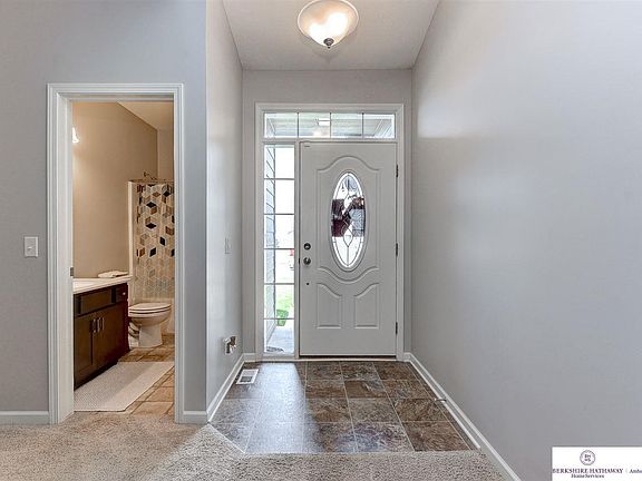 3rd image of 4219 Heartland Dr