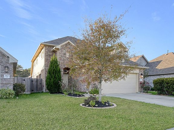 3rd image of 2811 Wilde Redbud Ln