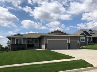5104 NE Bellagio Ct, Ankeny, IA 50021