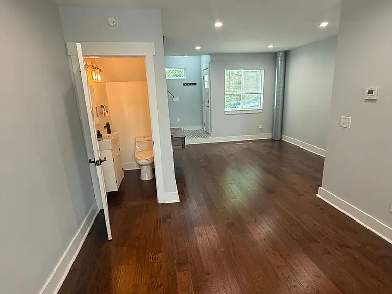 5309 Wickliff St — Photo 38