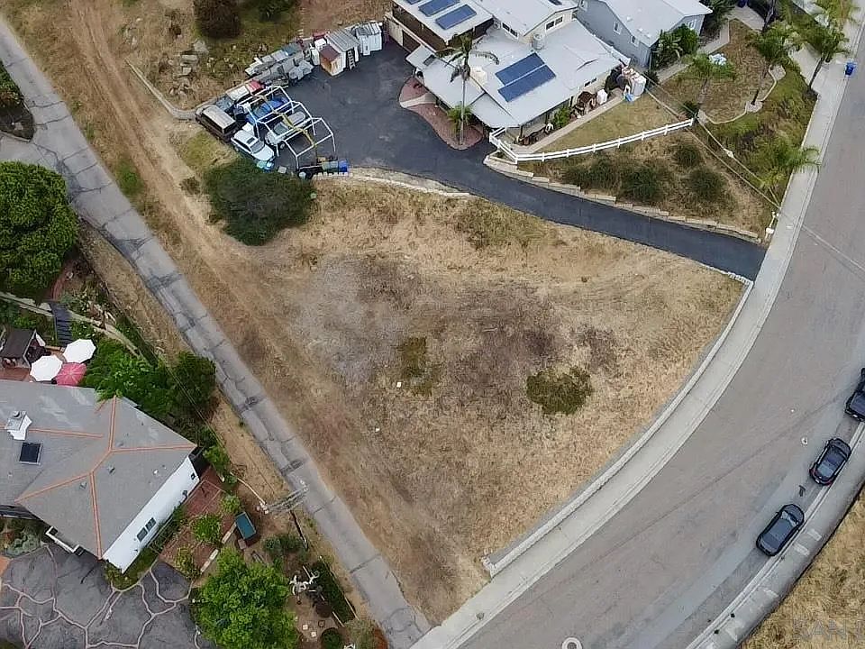 1st image of 0 Merritt Dr #El