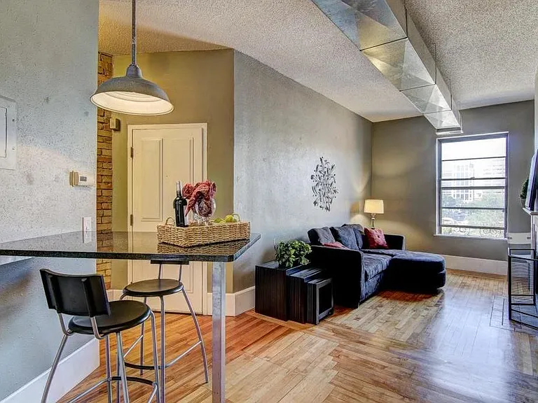 605 S 9th St #7 — Photo 4