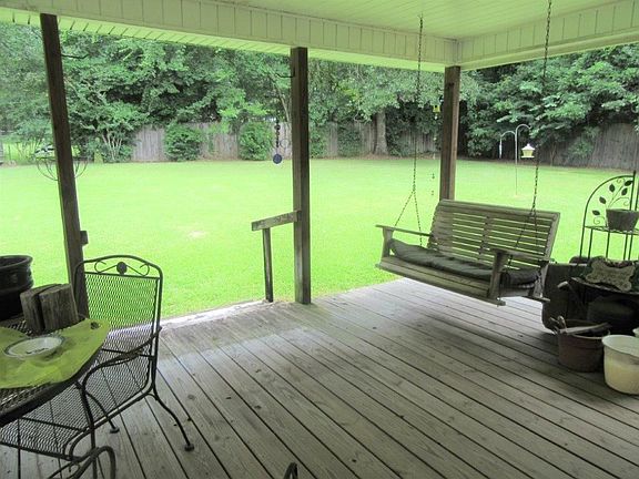 5th image of 2622 Audubon Dr