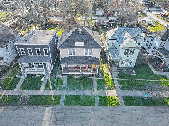 4th image of 271-273 Martin Ave