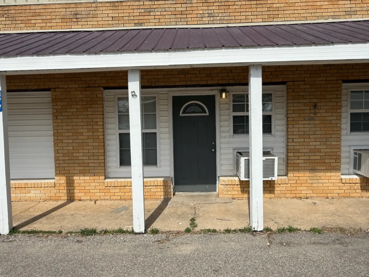 Building Photo - 377 W Highway 56 #2
