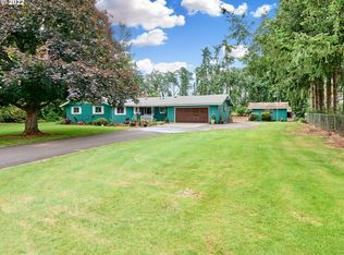1755 Pine St, Silverton, OR 97381