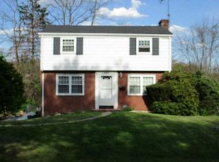 520 Firethorne Dr, Monroeville, PA