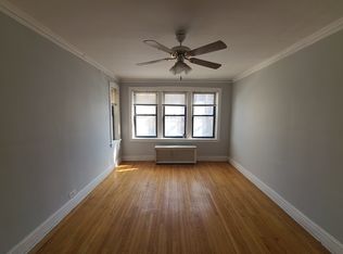 2904 N Seminary Ave #1, Chicago, IL 60657