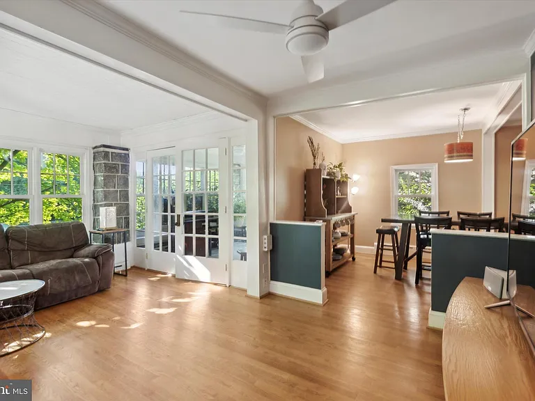 626 Lakeside Ave — Photo 4