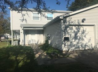 1373 S Glen Cir APT D, Aurora, IL 60506