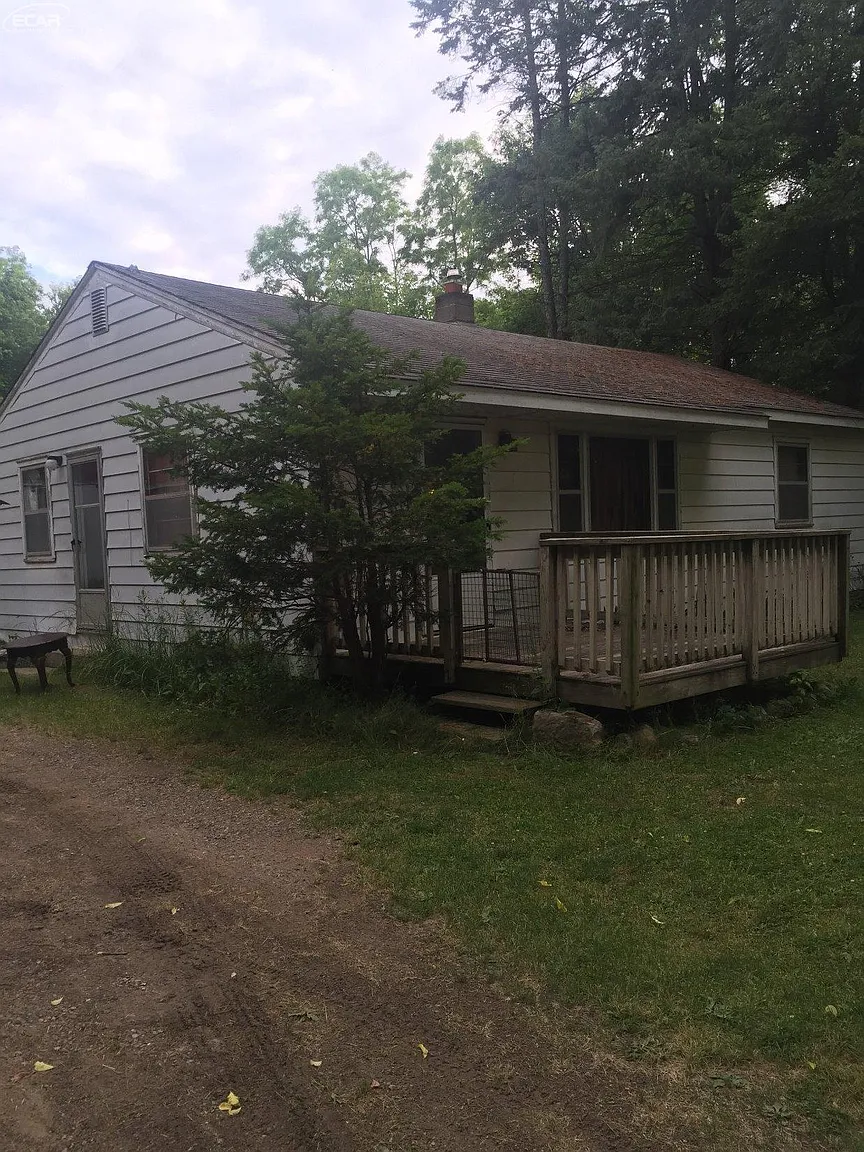 7286 Faussett Rd photo 1
