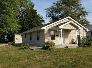 902 S Jefferson St, Robinson, IL 62454