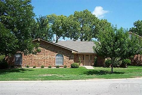 2nd image of 7632 Skylake Dr