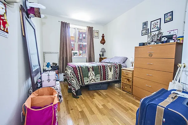 Rented by Level Group | media 20