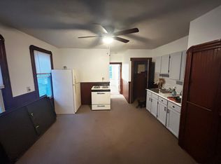 130 Tinkham St #2E, New Bedford, MA 02746