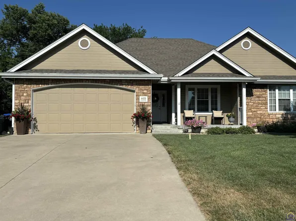 4423 SE Stone Creek Rd, Topeka, KS 66609