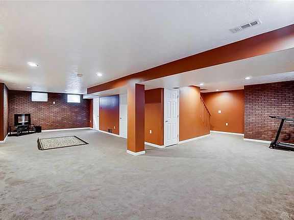 5th image of 2206 Polo Park Dr